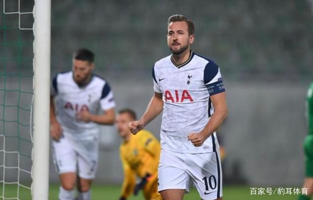 长期被球迷 长期被球迷