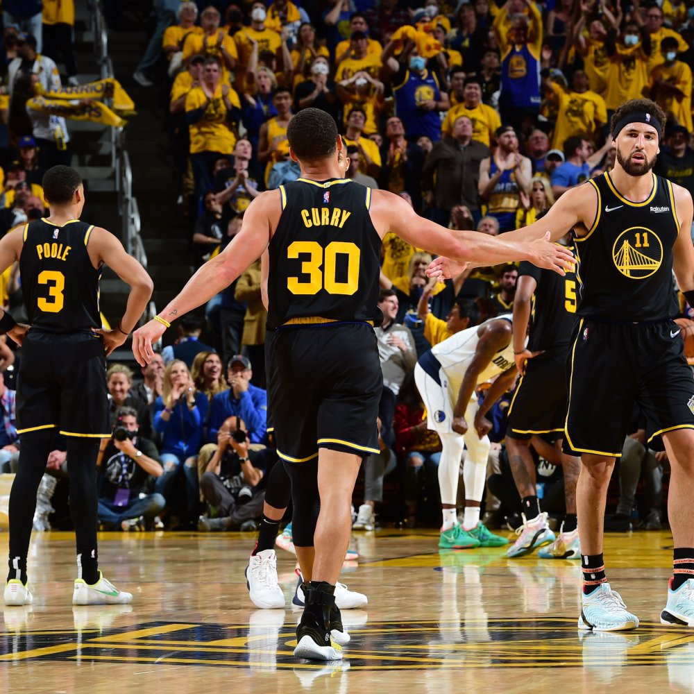 的外脚背与 的外脚背与