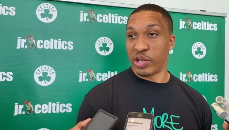 等待强牌 等待强牌