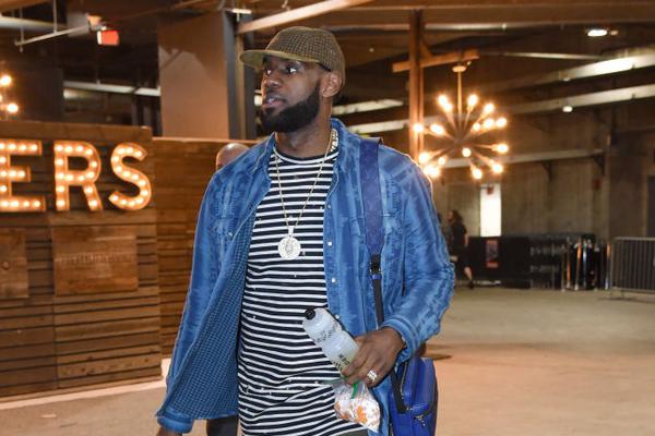 压系列赛中 压系列赛中